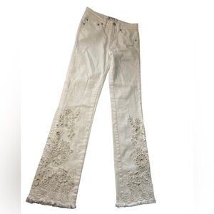 NWT Free People engraved detailed floral jeans size 24